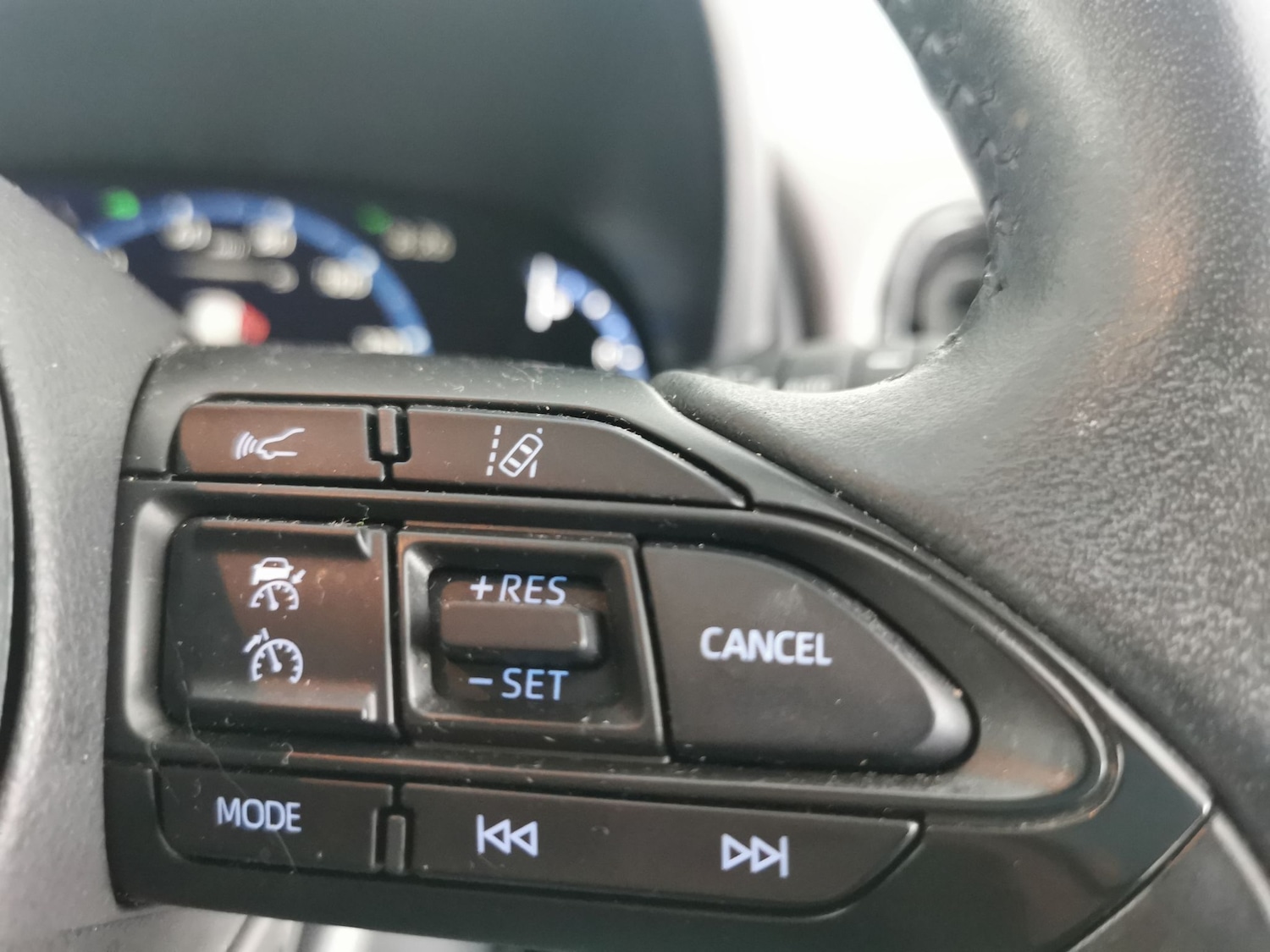 Used Toyota Yaris Cross 2022 for sale - 75996260: Photo 28