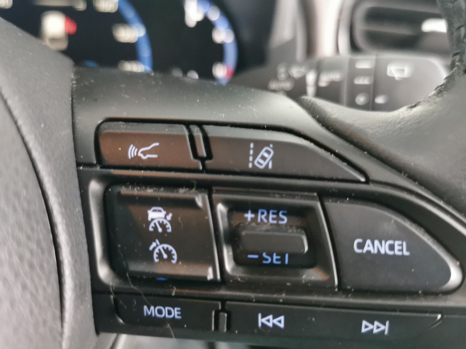 Used Toyota Yaris Cross 2022 for sale - 75996260: Photo 31