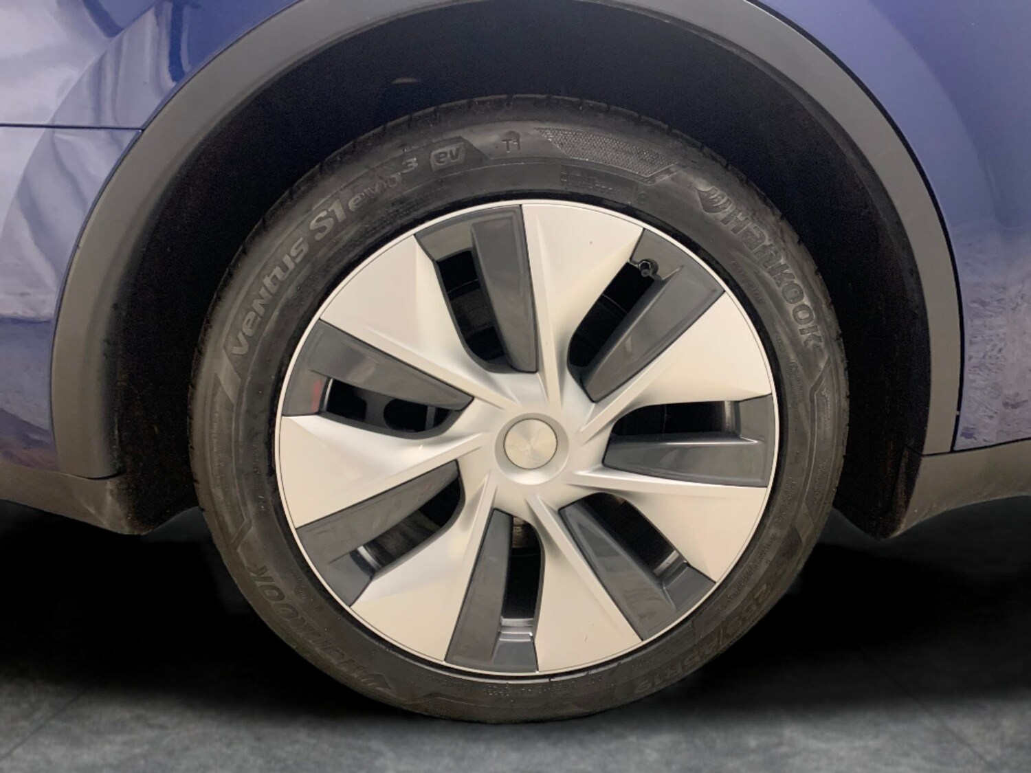 Used Tesla Model Y 2023 for sale - 77903718: Photo 22