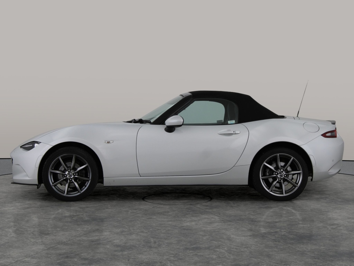 Used Mazda MX-5 2015 for sale - 76879119: Photo 13