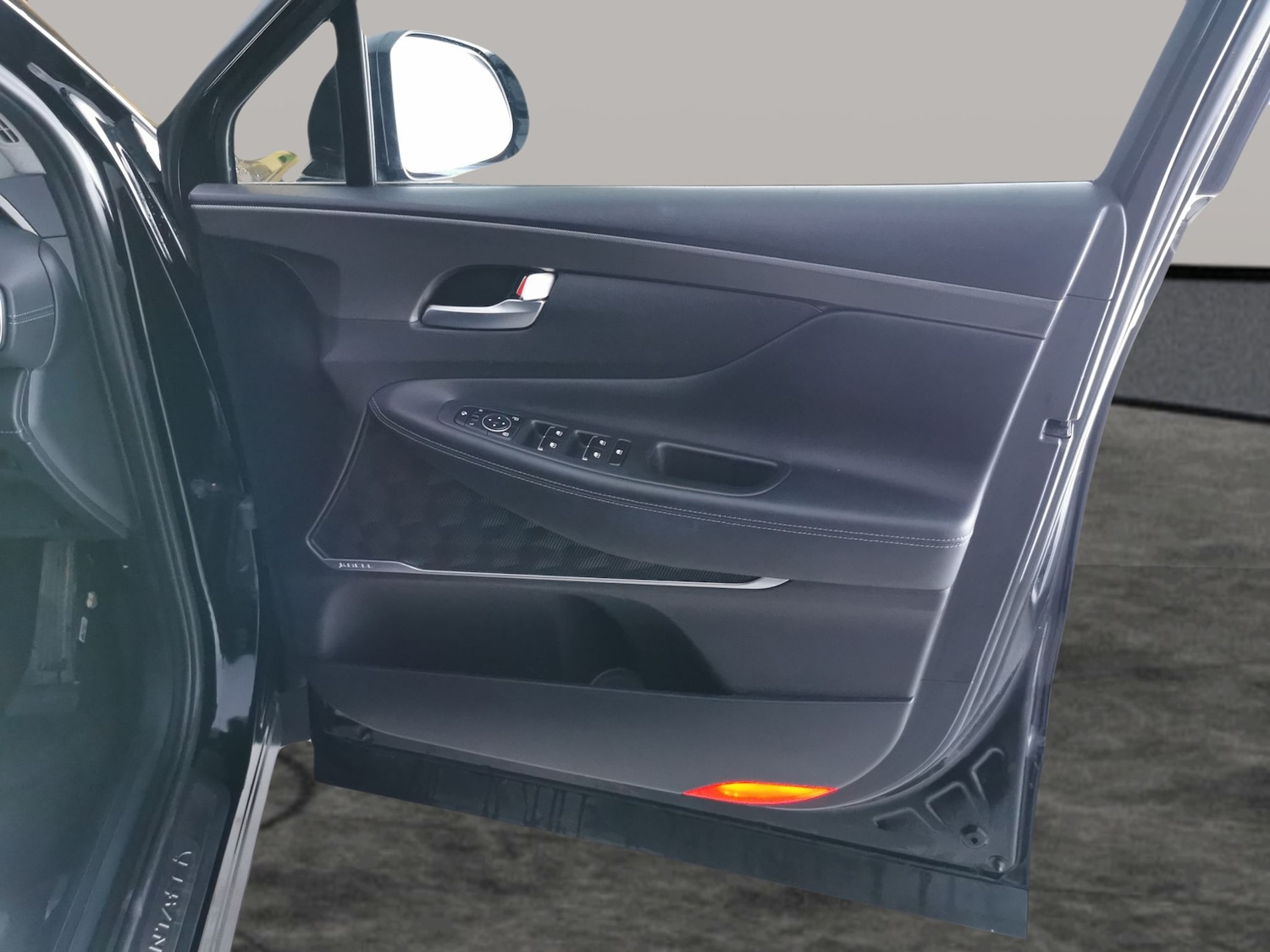 Used Hyundai Santa Fe 2023 for sale - 77975829: Photo 34