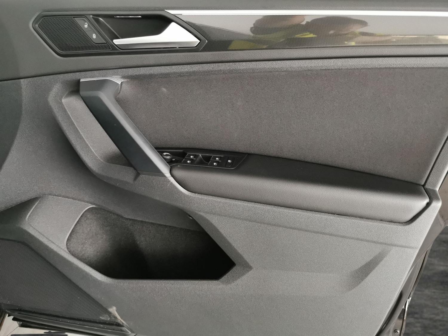 Used Volkswagen Tiguan 2019 for sale - 76342424: Photo 38