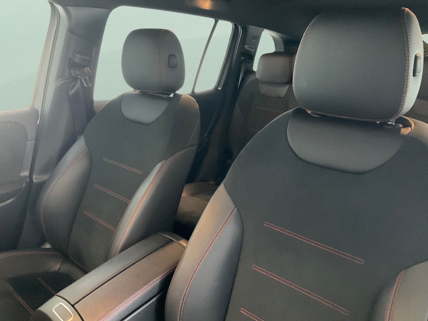 Used Mercedes-Benz GLB 2022 for sale - 76480083: Photo 14