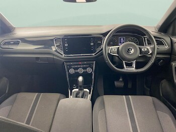 Used Volkswagen T-Roc 2021 for sale - 77286013: Photo