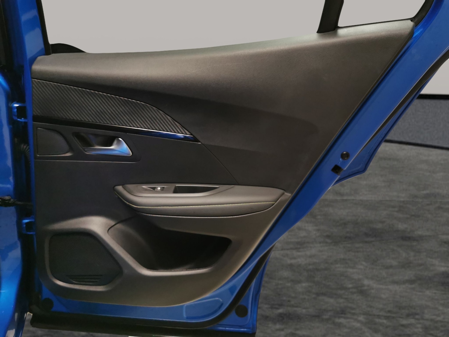 Used Peugeot 2008 2023 for sale - 77123081: Photo 28