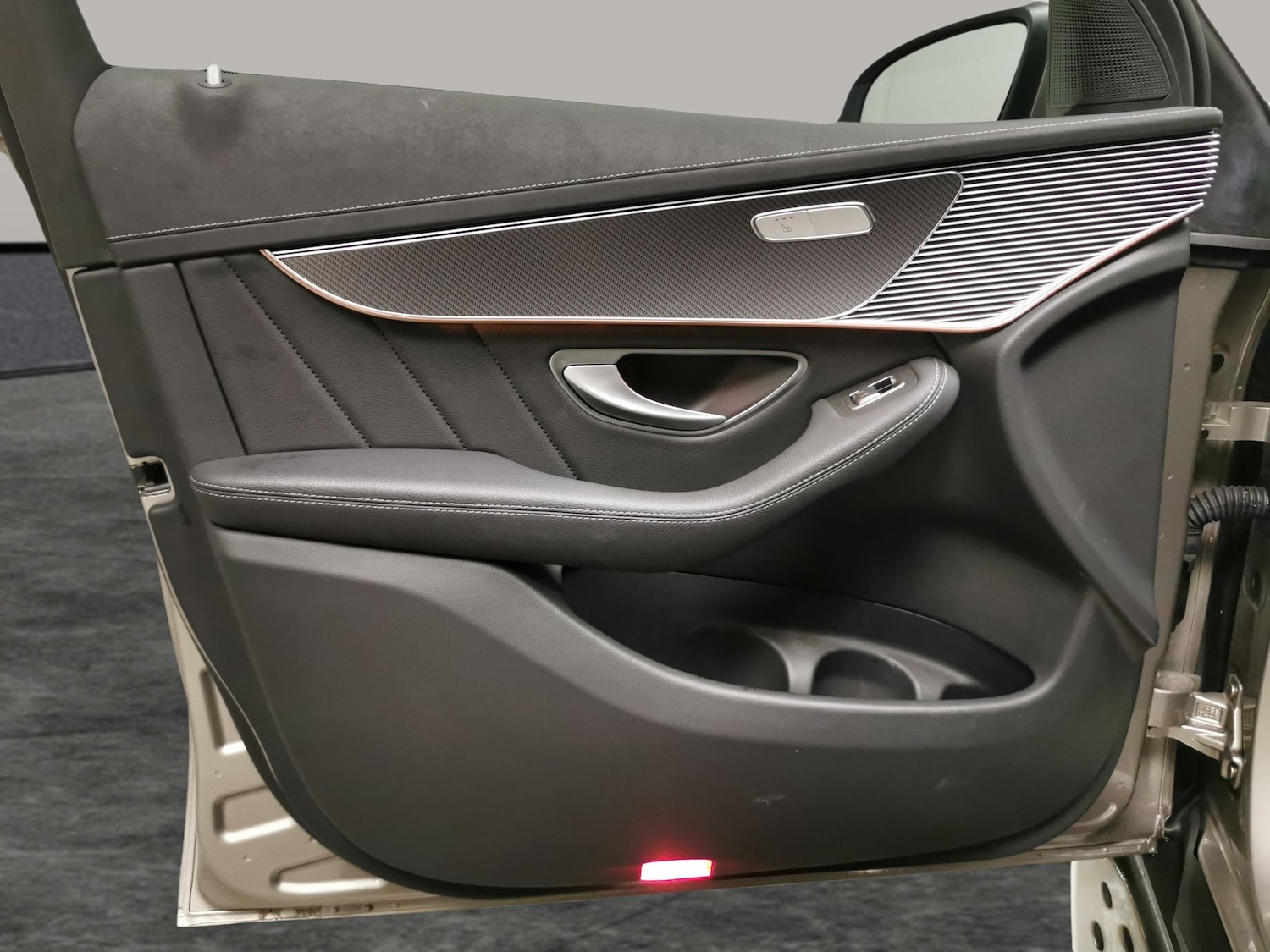 Used Mercedes-Benz EQC 2022 for sale - 76475361: Photo 26