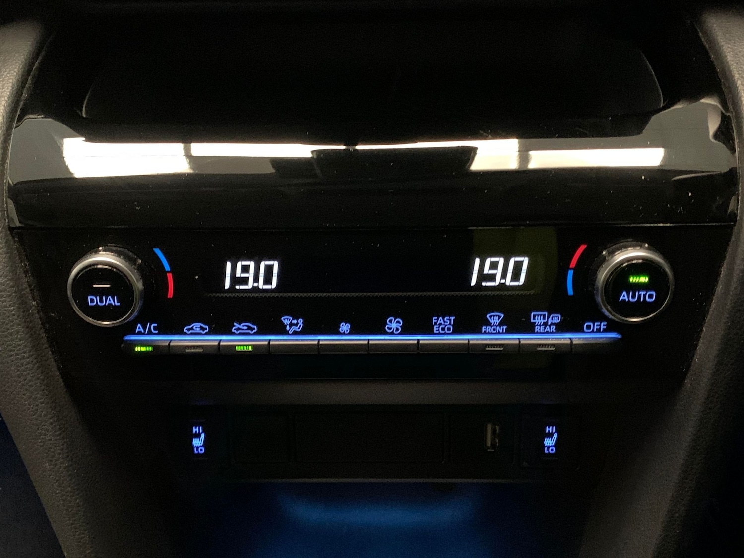 Used Toyota Yaris Cross 2022 for sale - 76612241: Photo 19