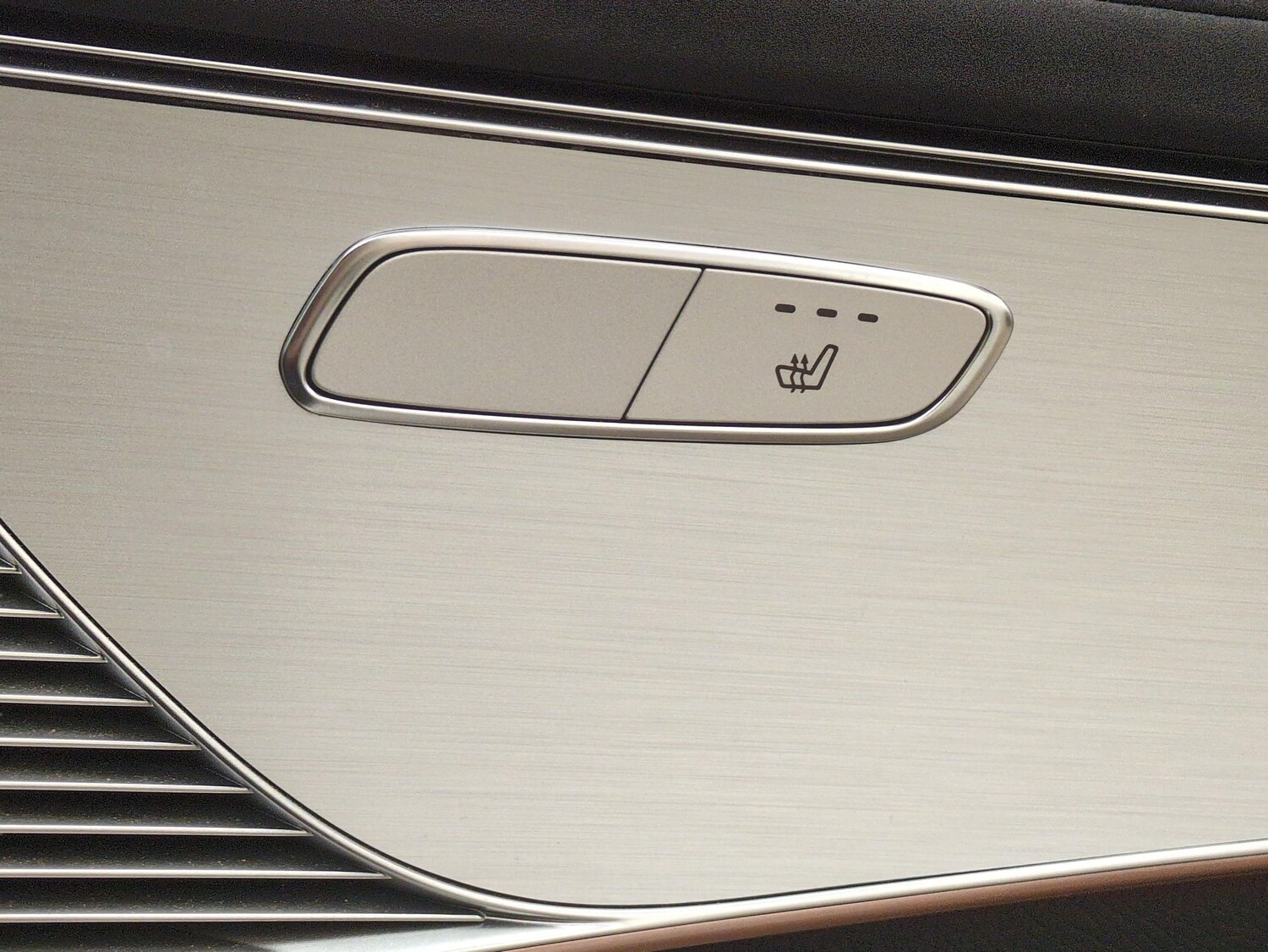 Used Mercedes-Benz EQC for sale - 77873079: Photo 19