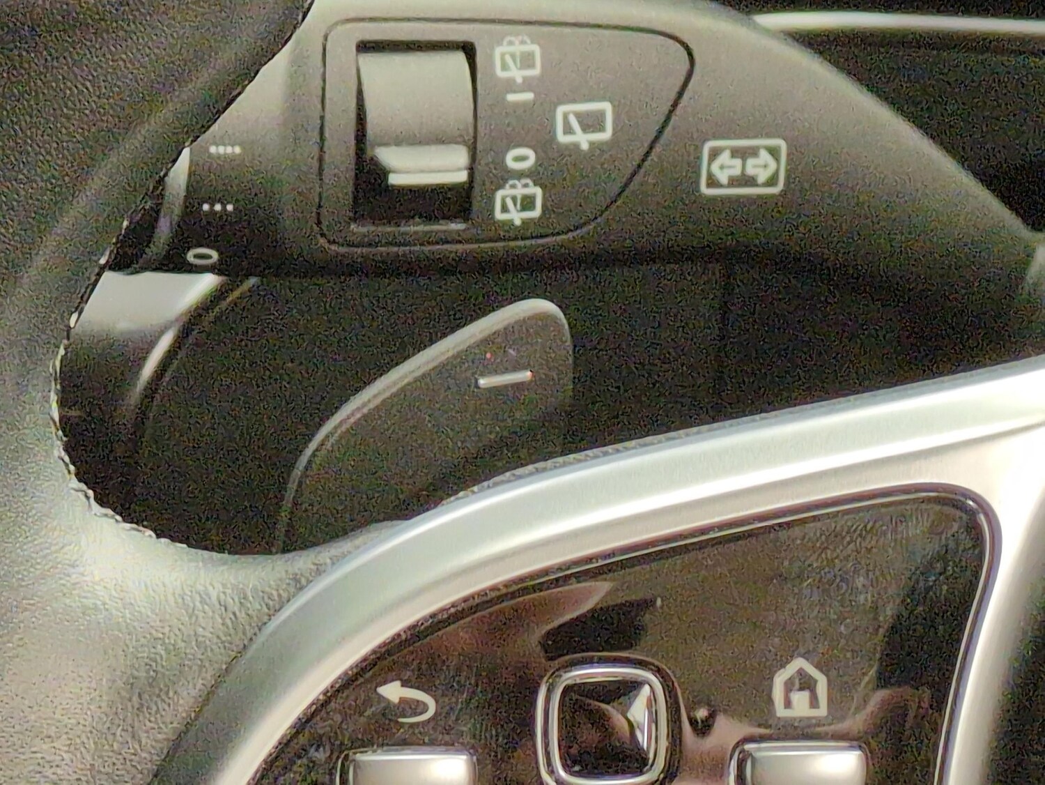 Used Mercedes-Benz EQC for sale - 77873079: Photo 20