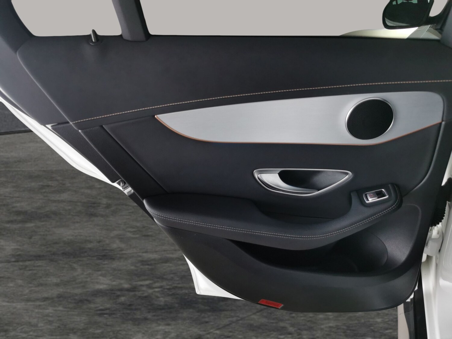 Used Mercedes-Benz EQC for sale - 77873079: Photo 28