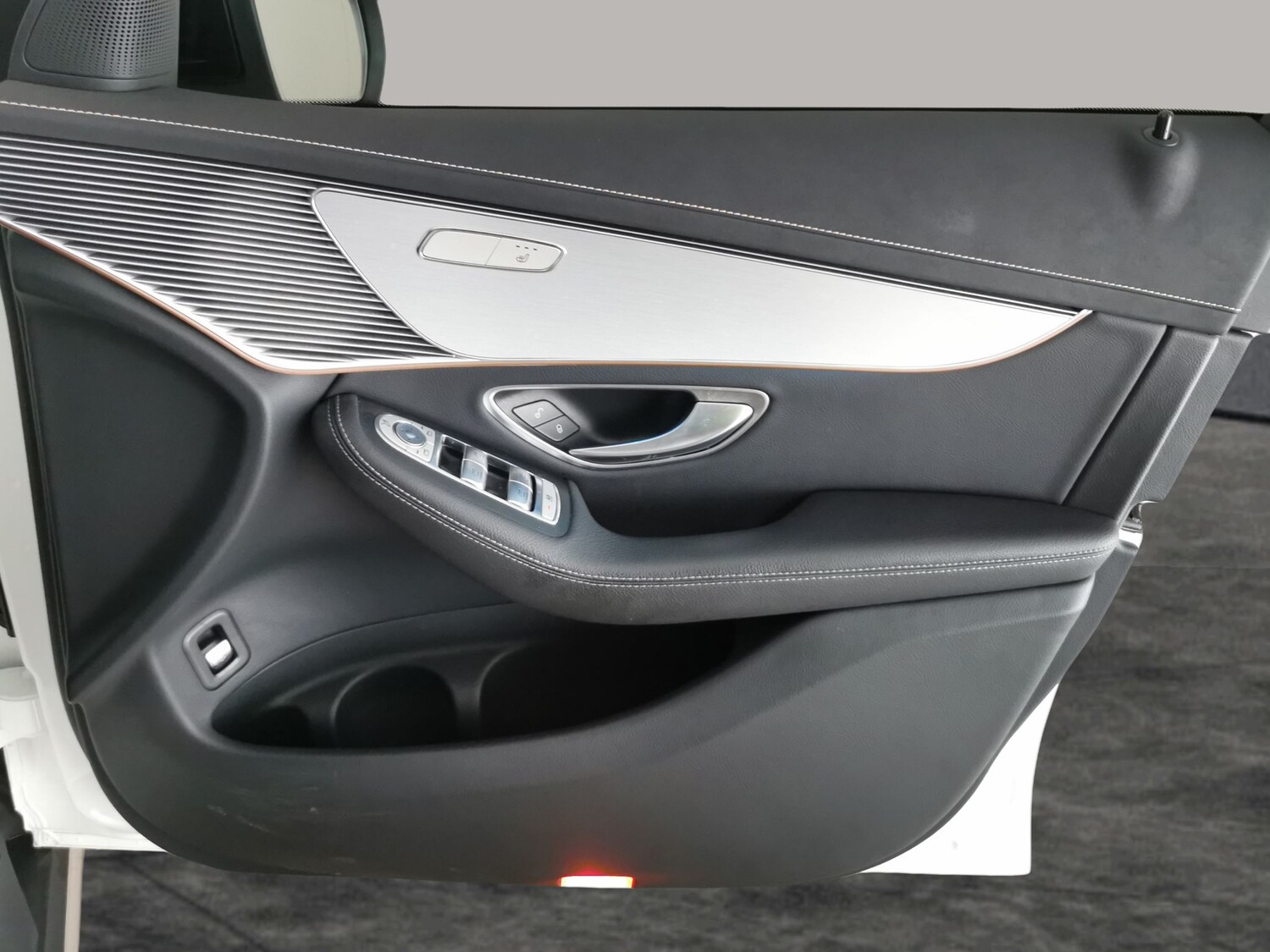 Used Mercedes-Benz EQC for sale - 77873079: Photo 30