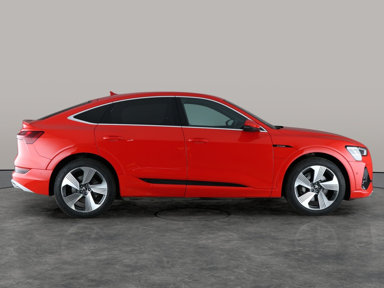 Used Audi e-tron 2022 for sale - 76128731: Photo 13