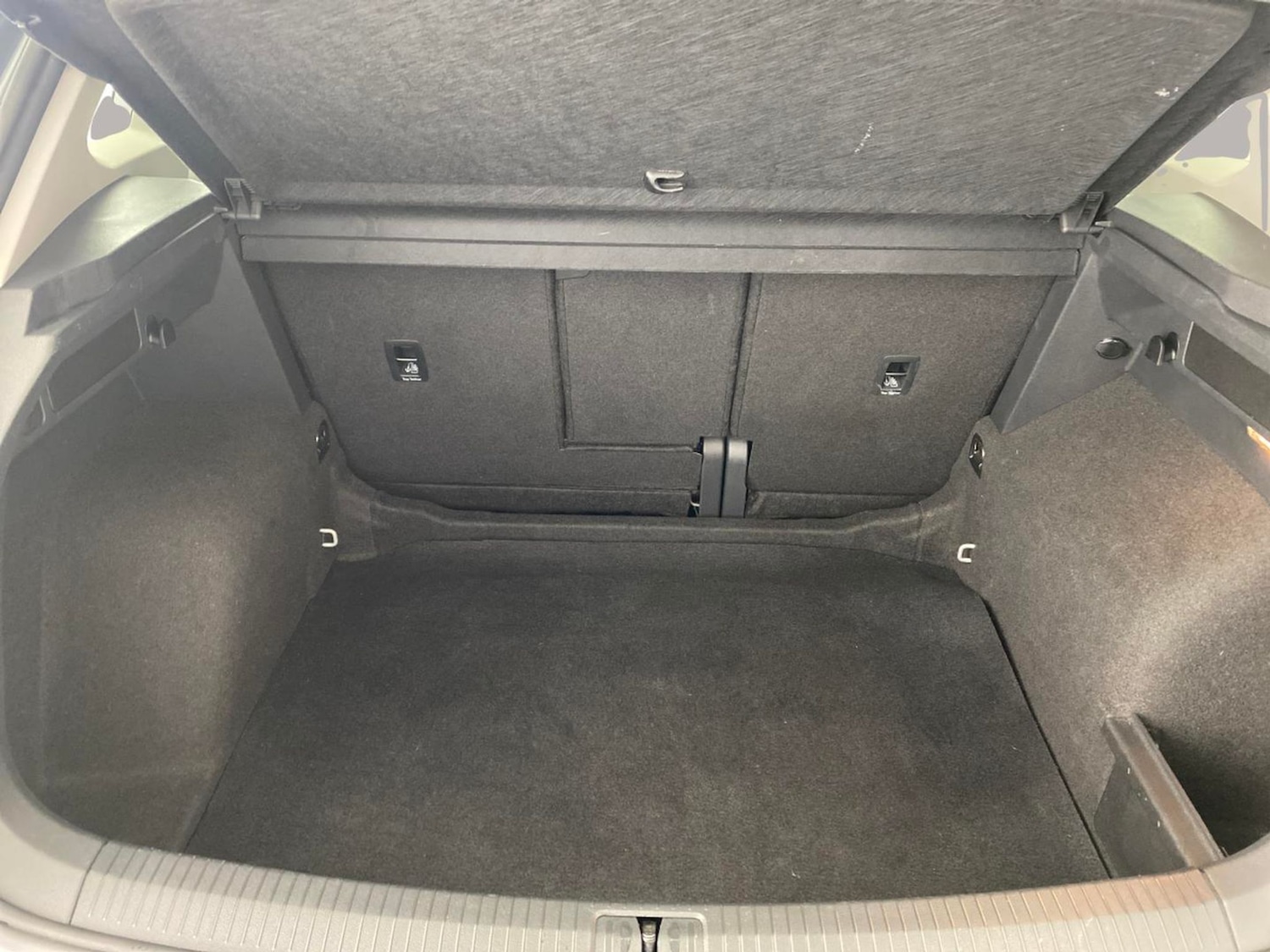 Used Volkswagen Tiguan 2021 for sale - 76792811: Photo 5