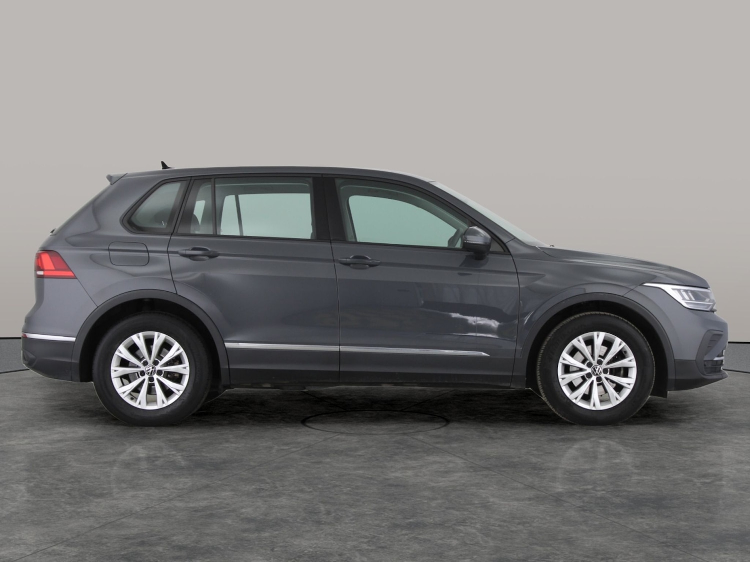 Used Volkswagen Tiguan 2021 for sale - 76792811: Photo 7