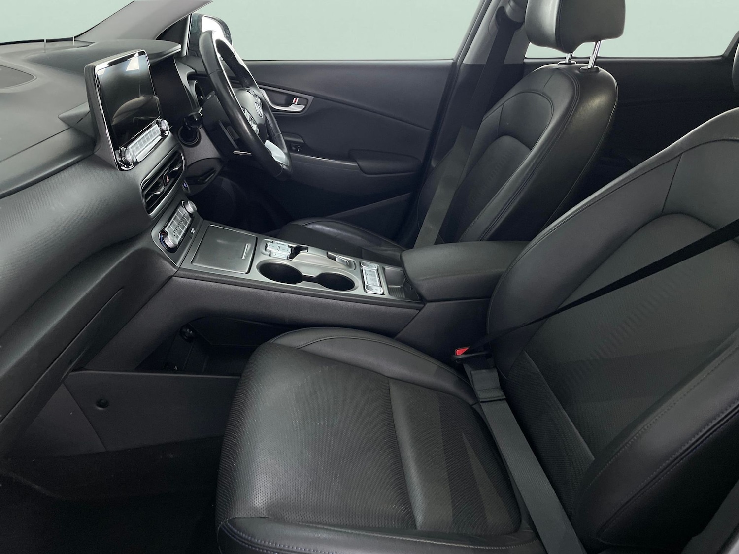 Used Hyundai KONA 2021 for sale - 77326634: Photo 4