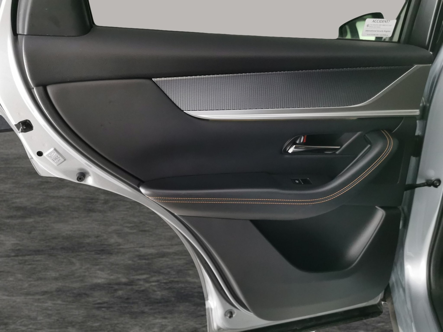 Used Mazda CX-60 2023 for sale - 76933444: Photo 34