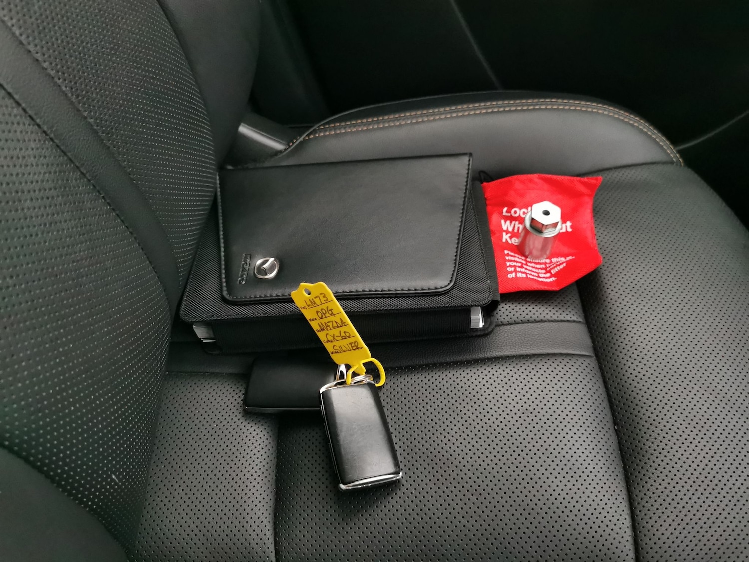 Used Mazda CX-60 2023 for sale - 76933444: Photo 40