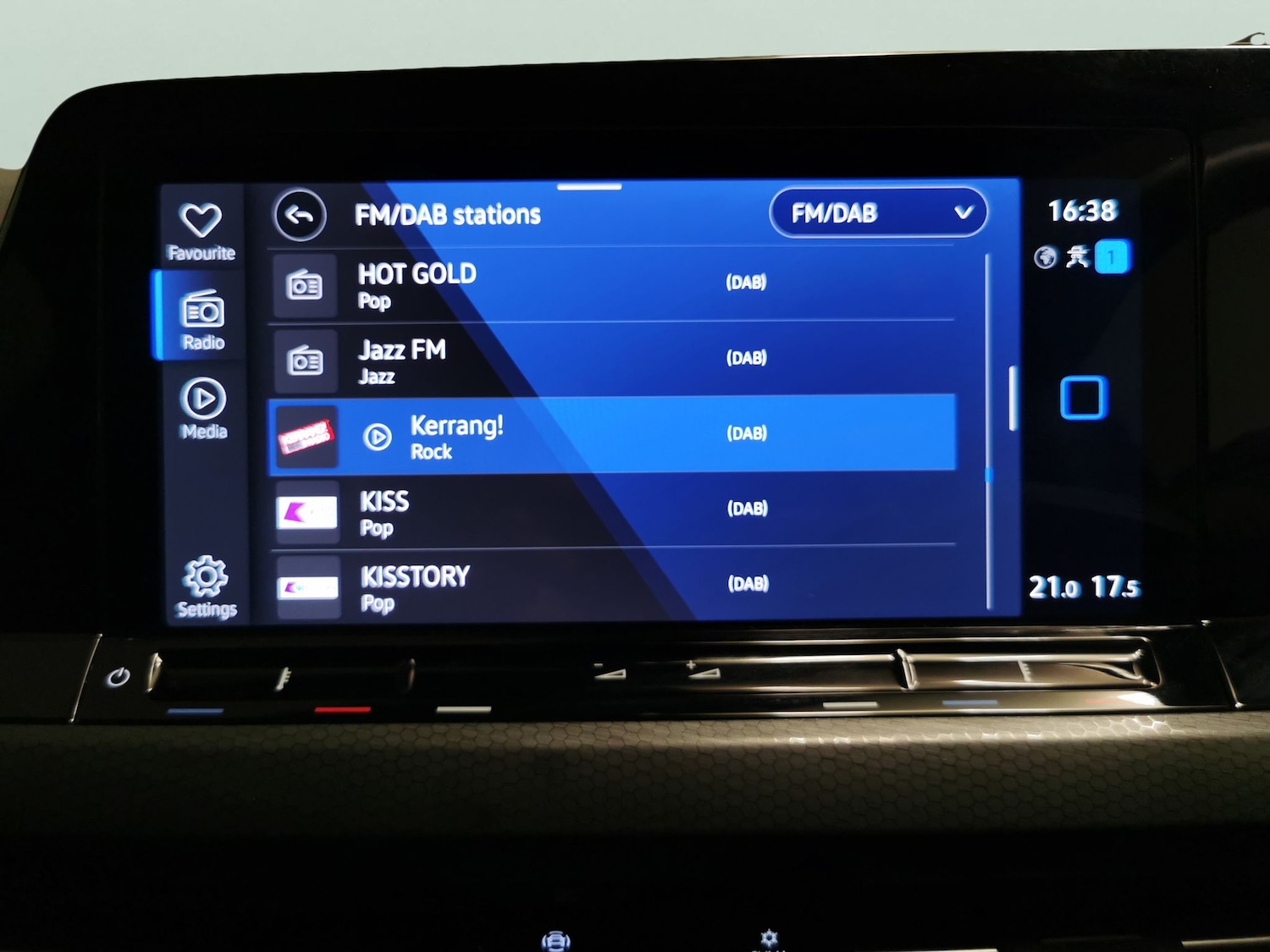 Used Volkswagen Golf 2021 for sale - 76704282: Photo 5