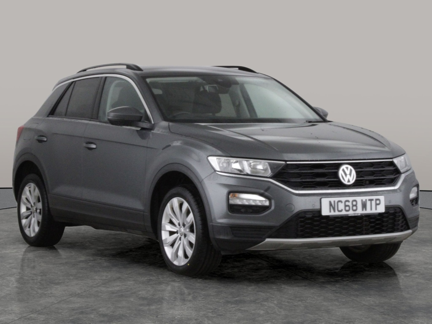 Used Volkswagen T-Roc 2019 for sale - 78012479: Photo 6