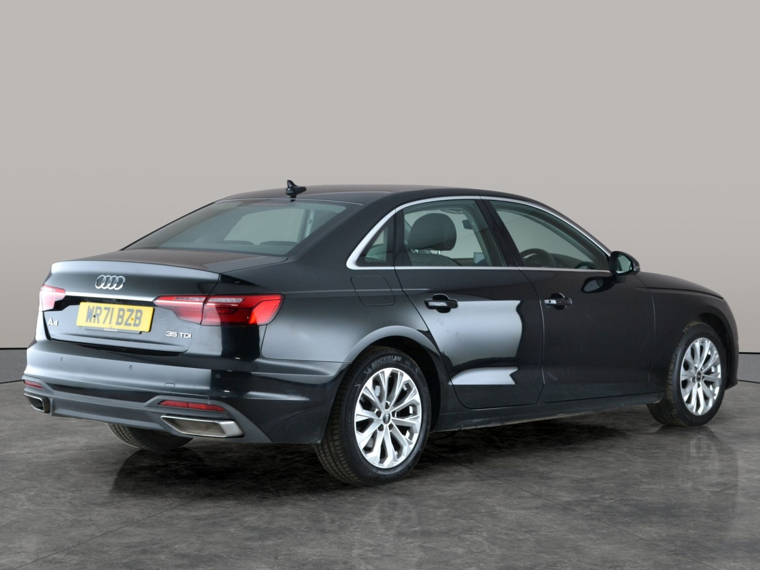 Used Audi A4 2021 for sale - 77003150: Photo 11