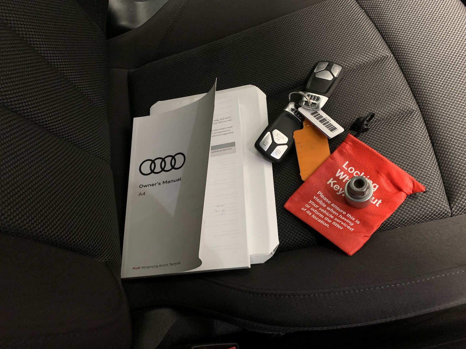 Used Audi A4 2021 for sale - 77003150: Photo 30