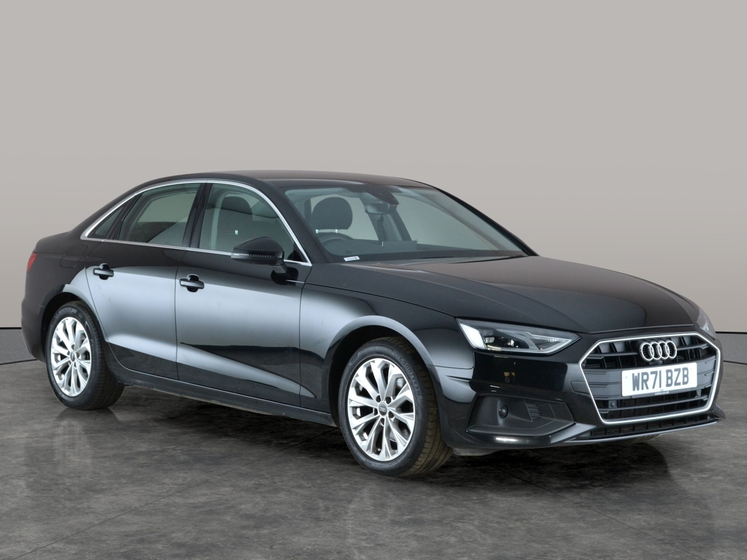 Used Audi A4 2021 for sale - 77003150: Photo 9