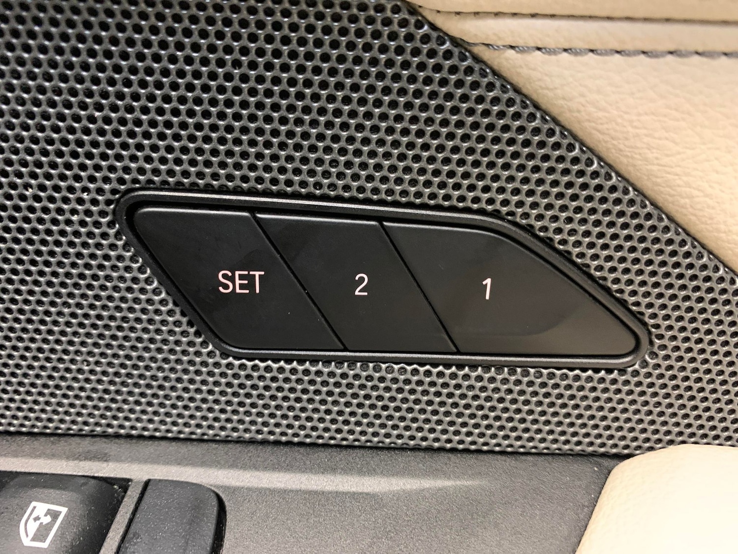 Used BMW i4 2022 for sale - 76356096: Photo 22