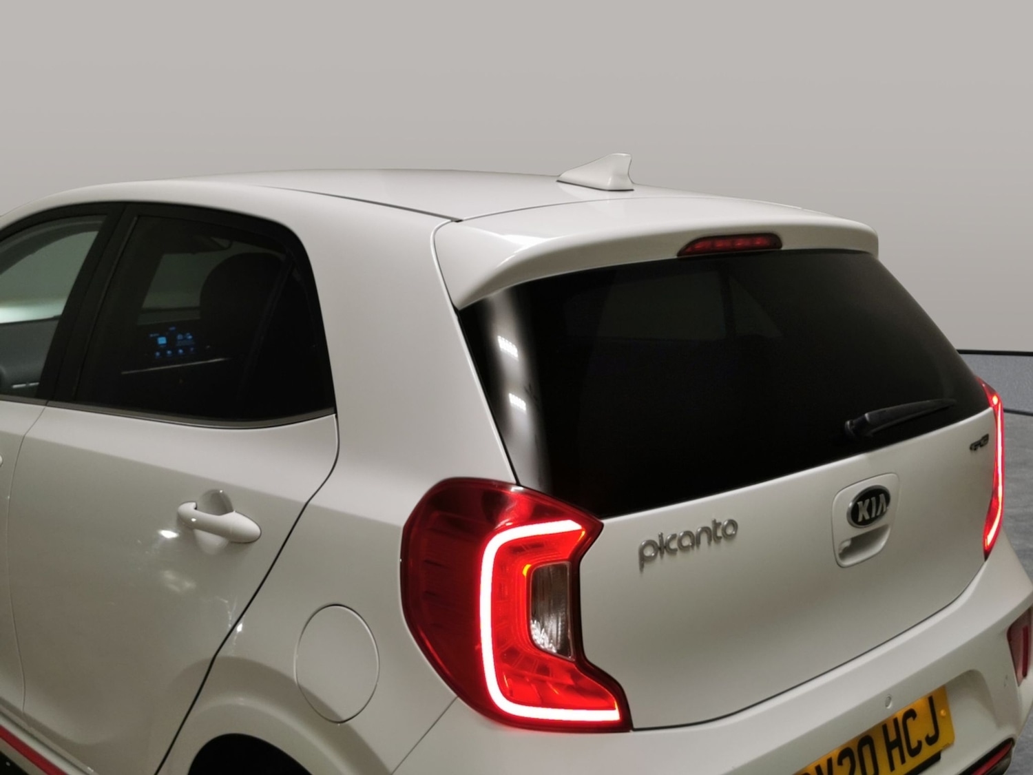 Used Kia Picanto 2020 for sale - 76252138: Photo 17