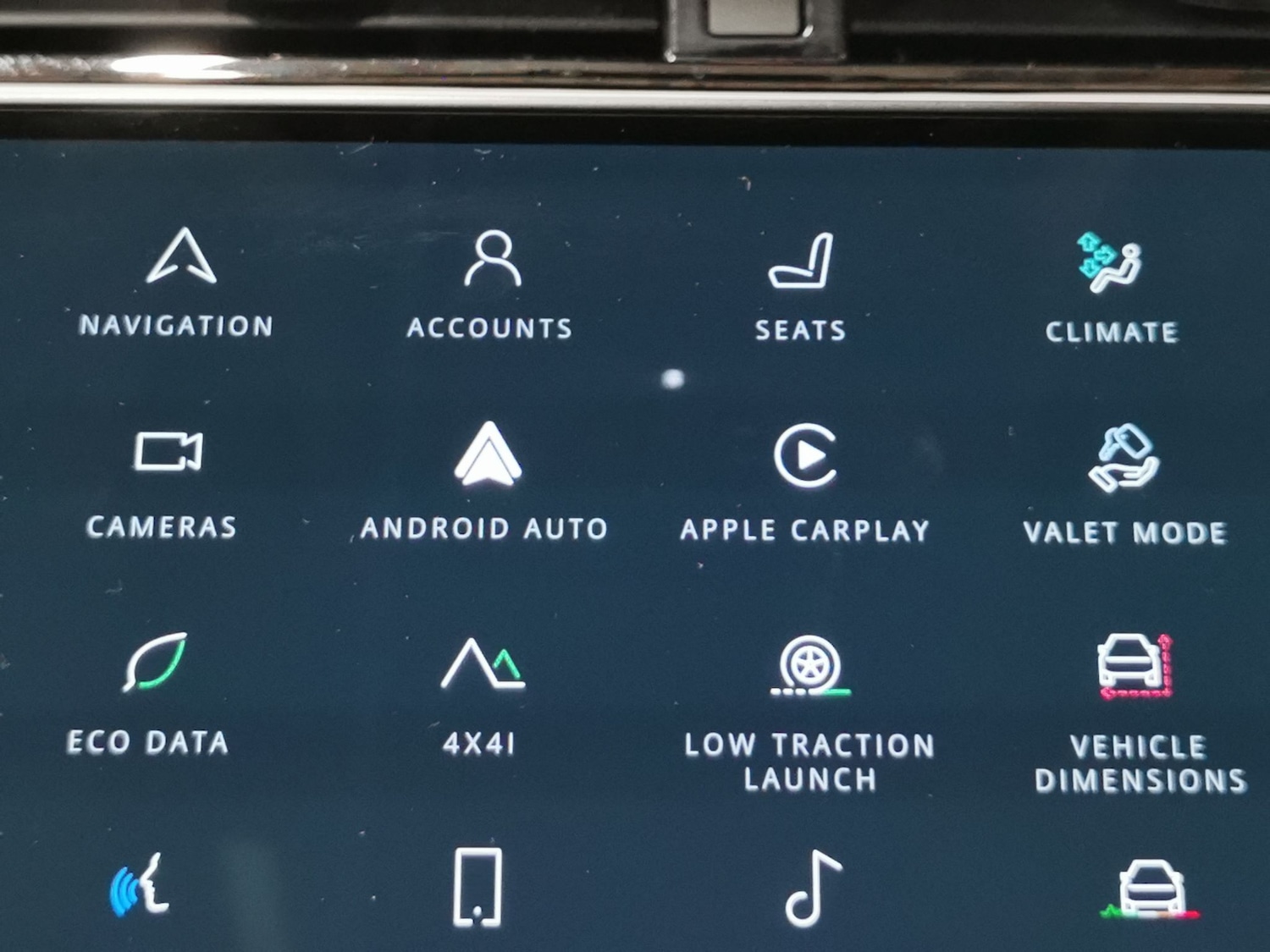 Used Land Rover Range Rover Evoque 2023 for sale - 77665430: Photo 16