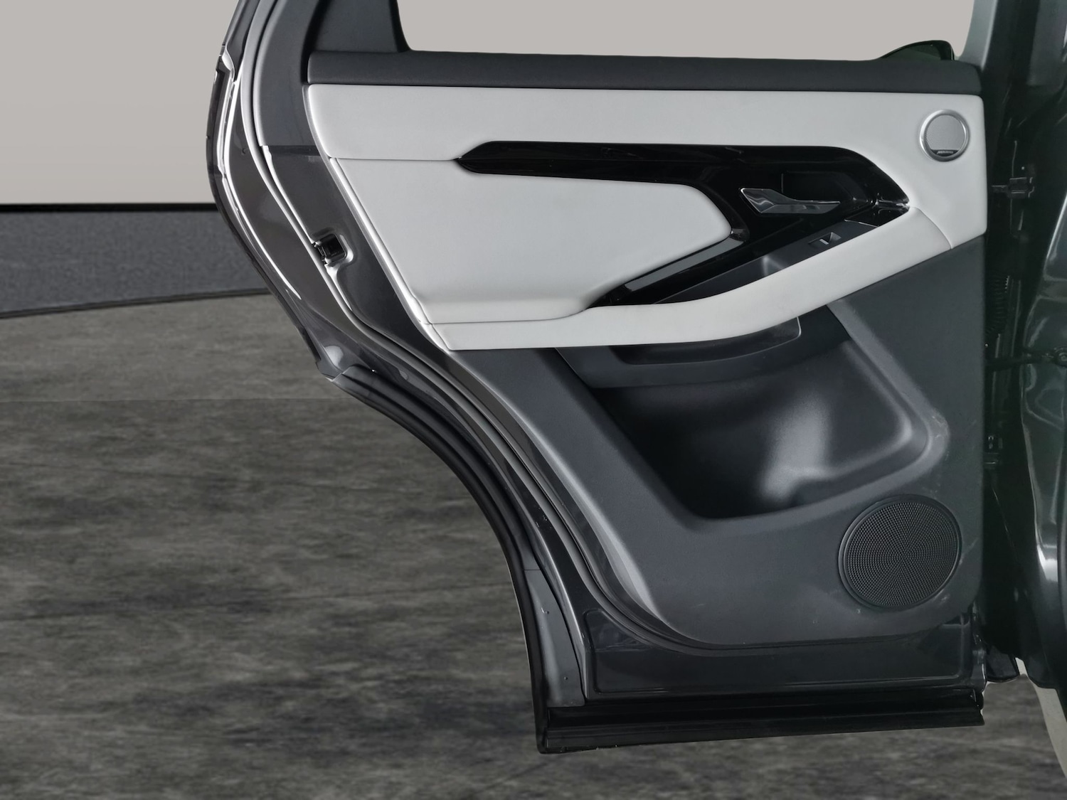 Used Land Rover Range Rover Evoque 2023 for sale - 77665430: Photo 36