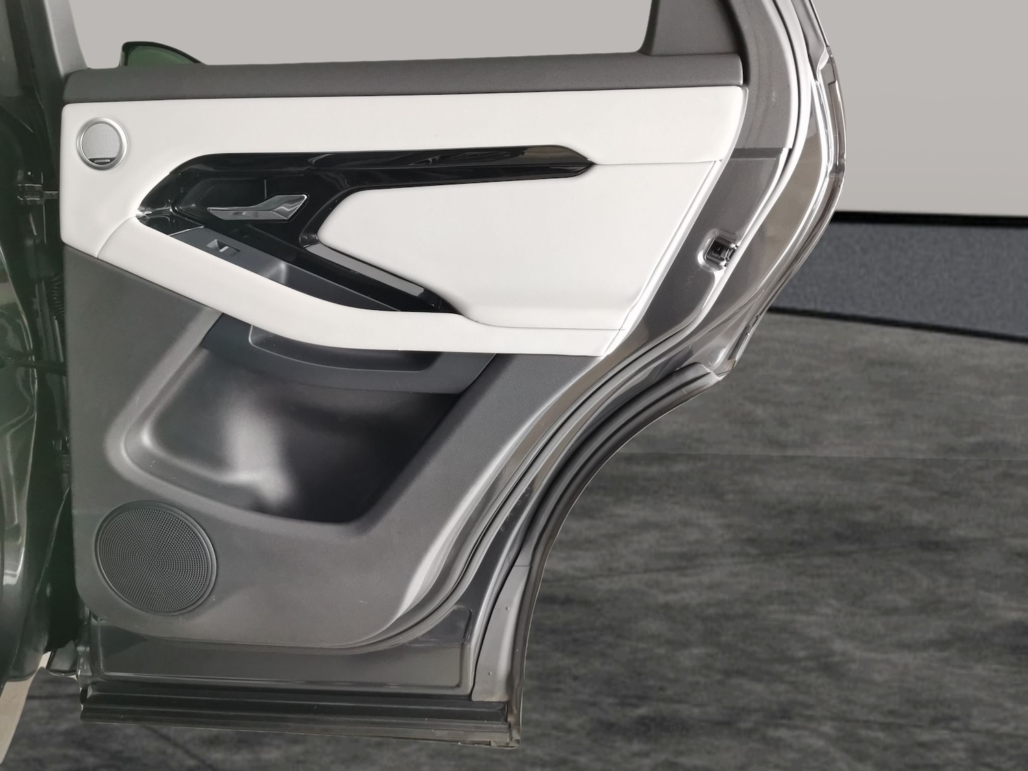 Used Land Rover Range Rover Evoque 2023 for sale - 77665430: Photo 38