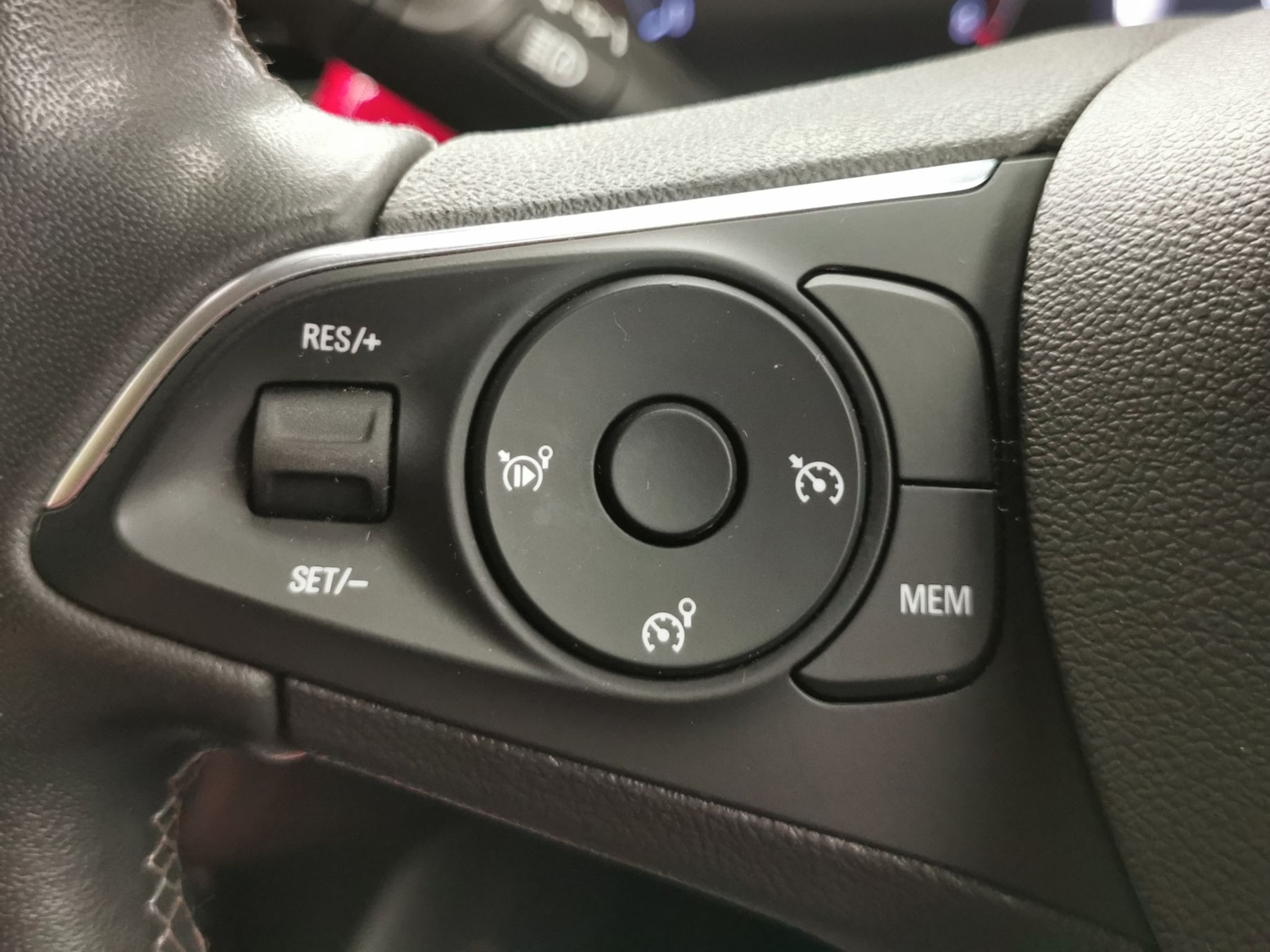 Used Vauxhall Crossland 2023 for sale - 77259442: Photo 17