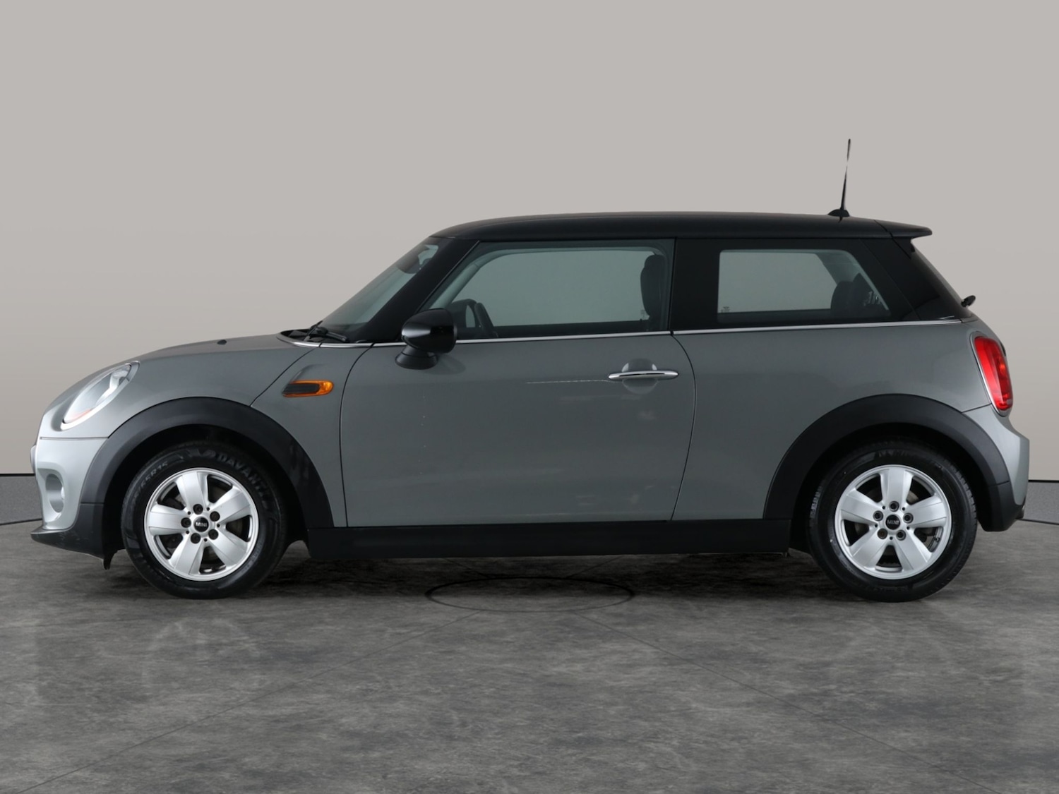 Used MINI Hatch 2018 for sale - 76487697: Photo 12