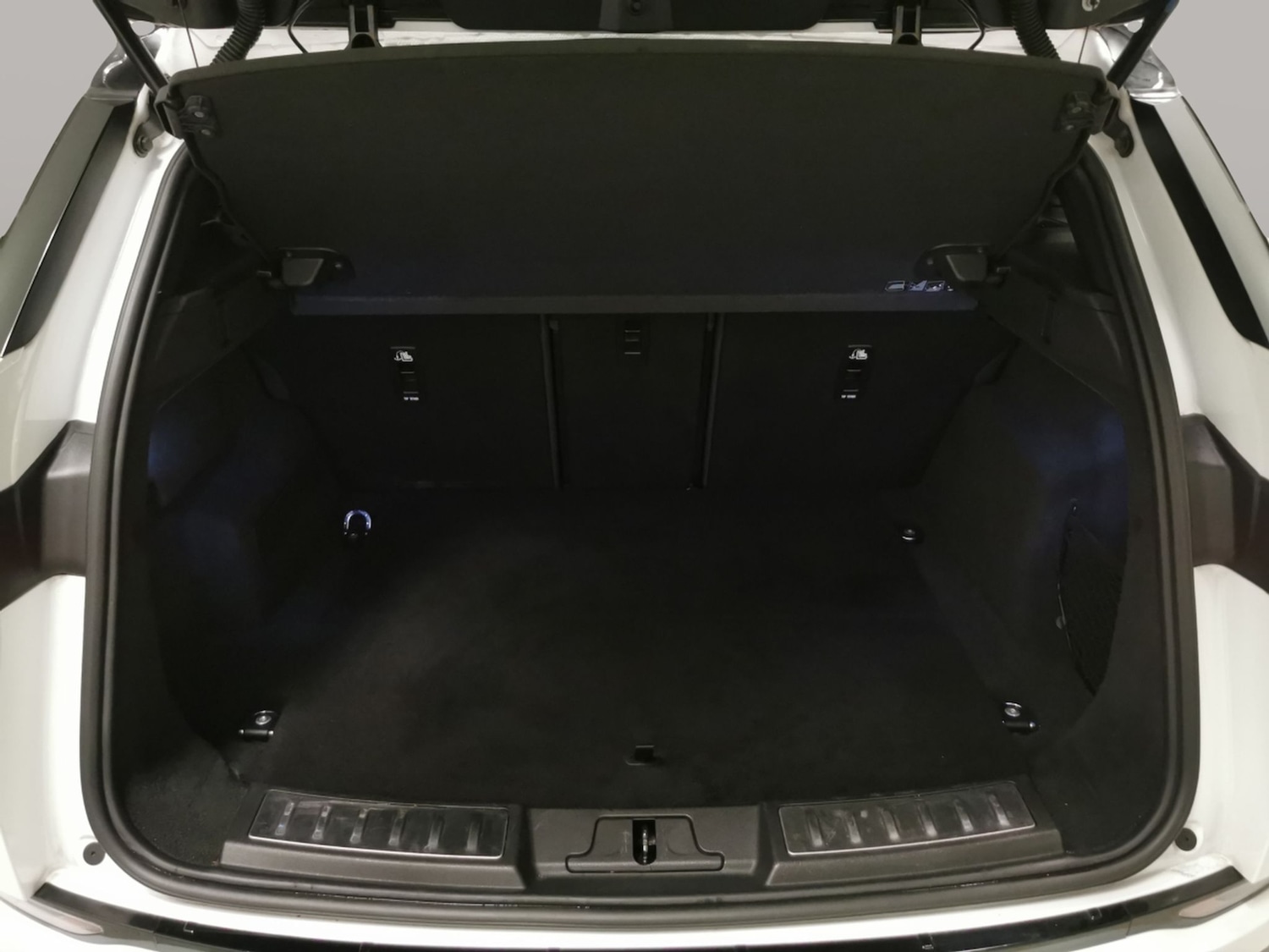 Used Land Rover Range Rover Evoque 2021 for sale - 76731927: Photo 32