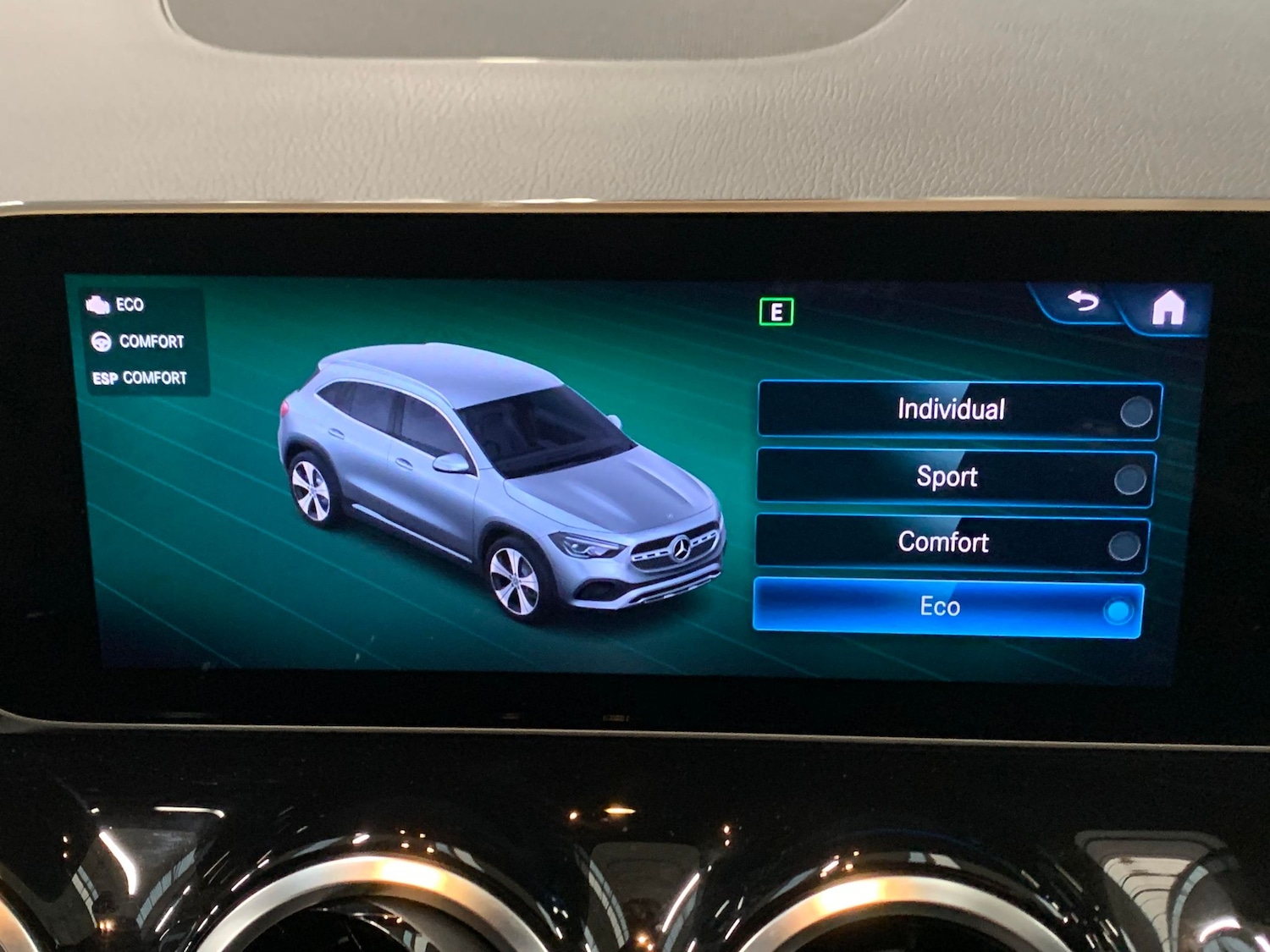 Used Mercedes-Benz GLA 2020 for sale - 76382970: Photo 18