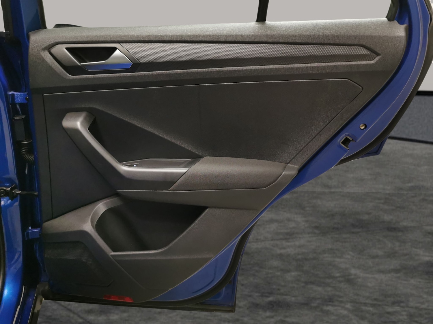 Used Volkswagen T-Roc 2022 for sale - 76663544: Photo 28