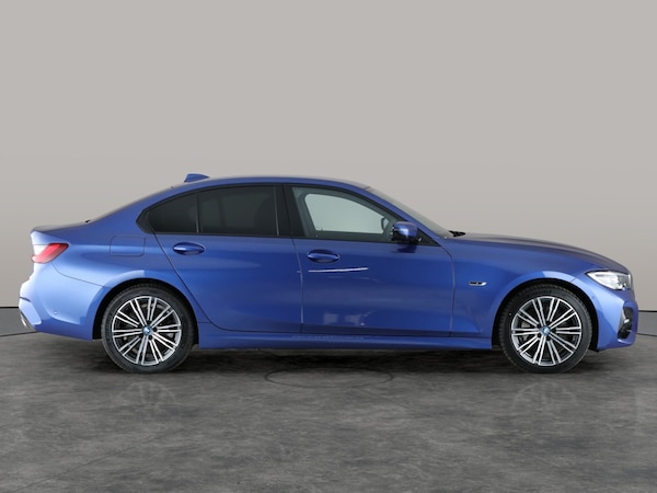 Used BMW 3 Series 2021 for sale - 76312759: Photo 11