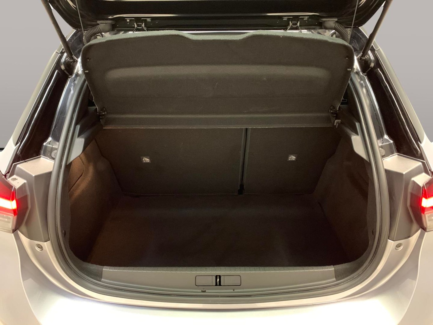 Used Vauxhall Corsa 2024 for sale - 76946538: Photo 32