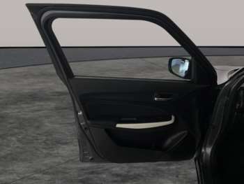 Used Suzuki Swift 2021 for sale - 74970553: Photo