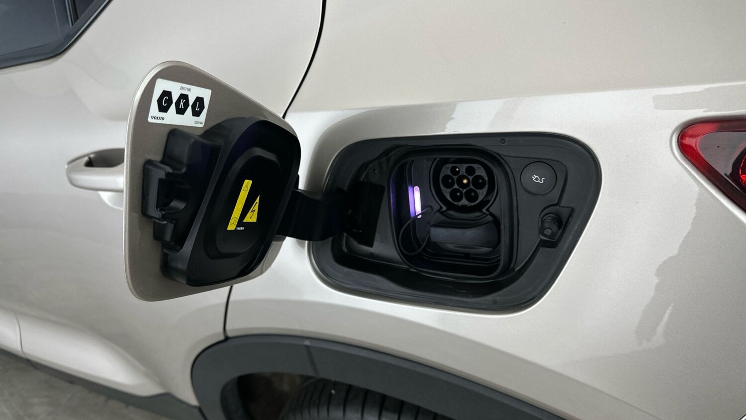 Used Volvo XC40 2022 for sale - 77786593: Photo 12