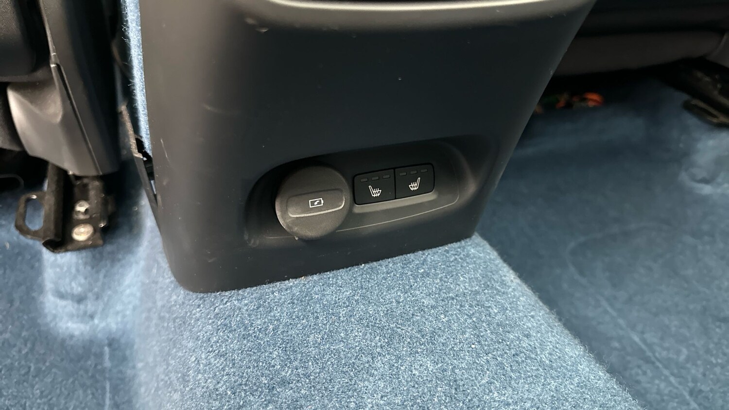 Used Volvo XC40 2022 for sale - 77786593: Photo 29