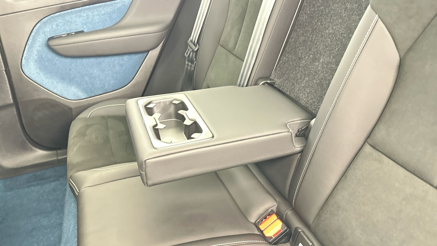 Used Volvo XC40 2022 for sale - 77786593: Photo 30