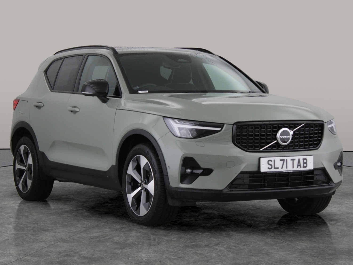 Used Volvo XC40 2023 for sale - 76128749: Photo 13