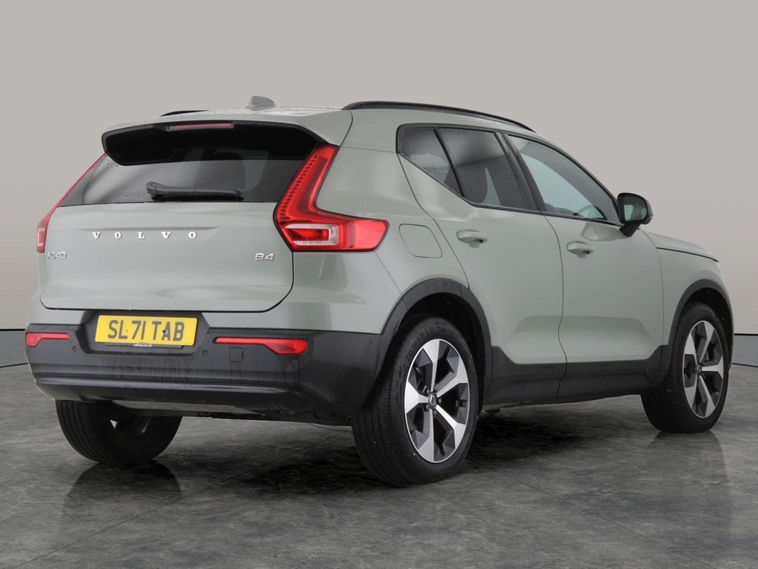 Used Volvo XC40 2023 for sale - 76128749: Photo 15