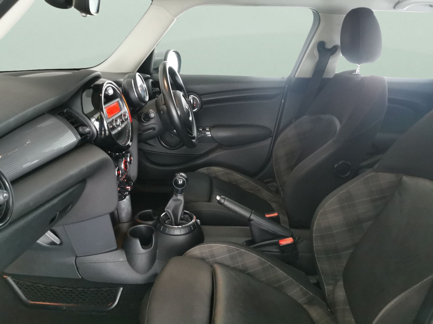 Used MINI Hatch 2016 for sale - 76445263: Photo 5