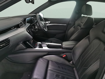 Used Audi e-tron 2022 for sale - 76526013: Photo