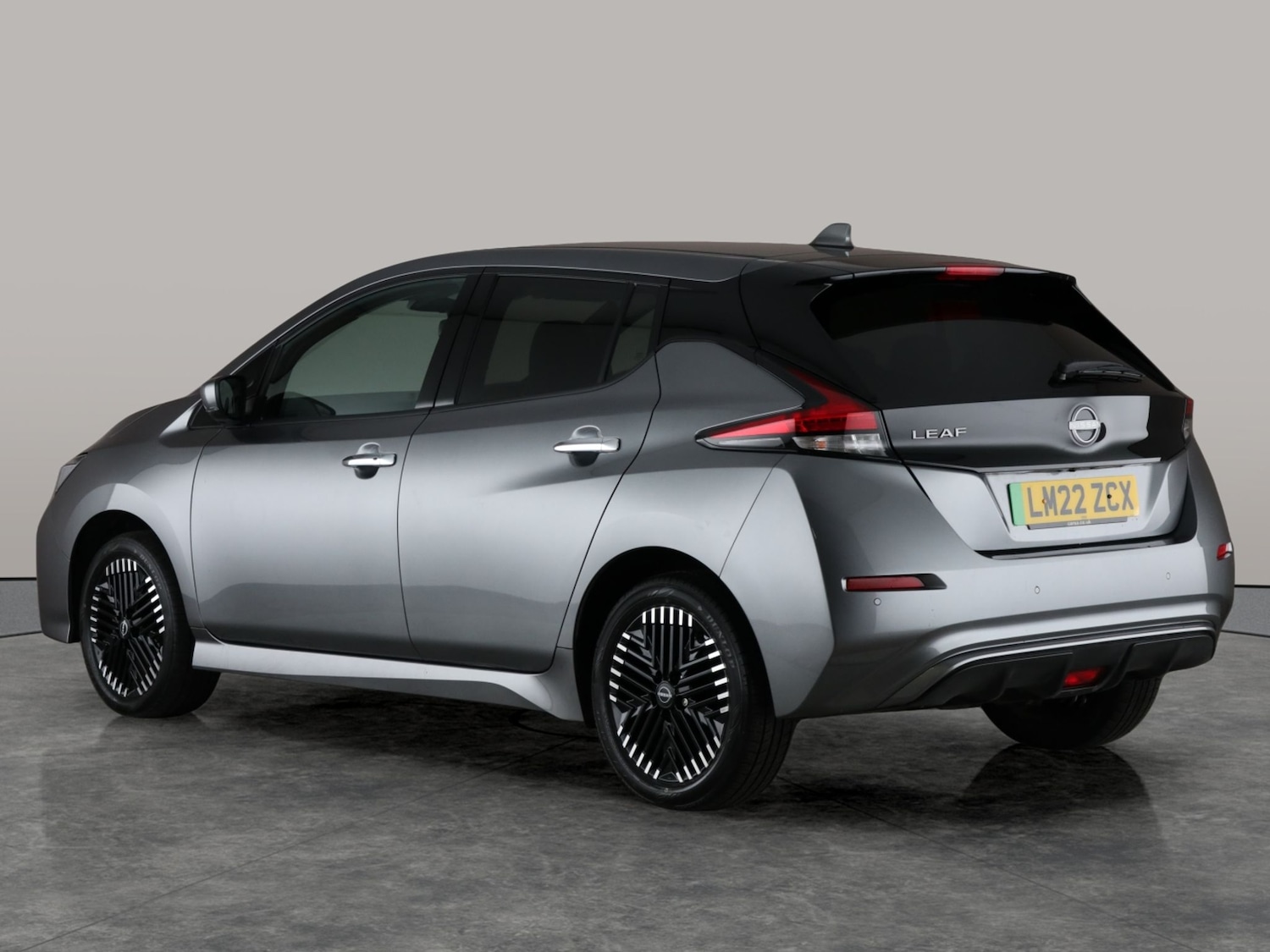 Used Nissan Leaf 2022 for sale - 76704198: Photo 12