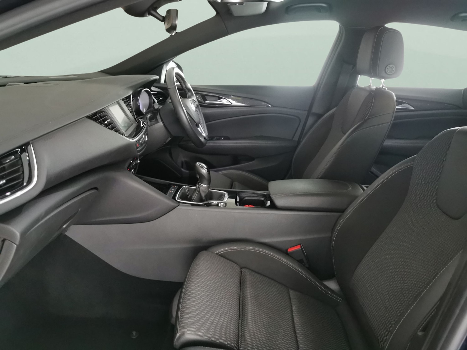 Used Vauxhall Insignia 2019 for sale - 76487703: Photo 4