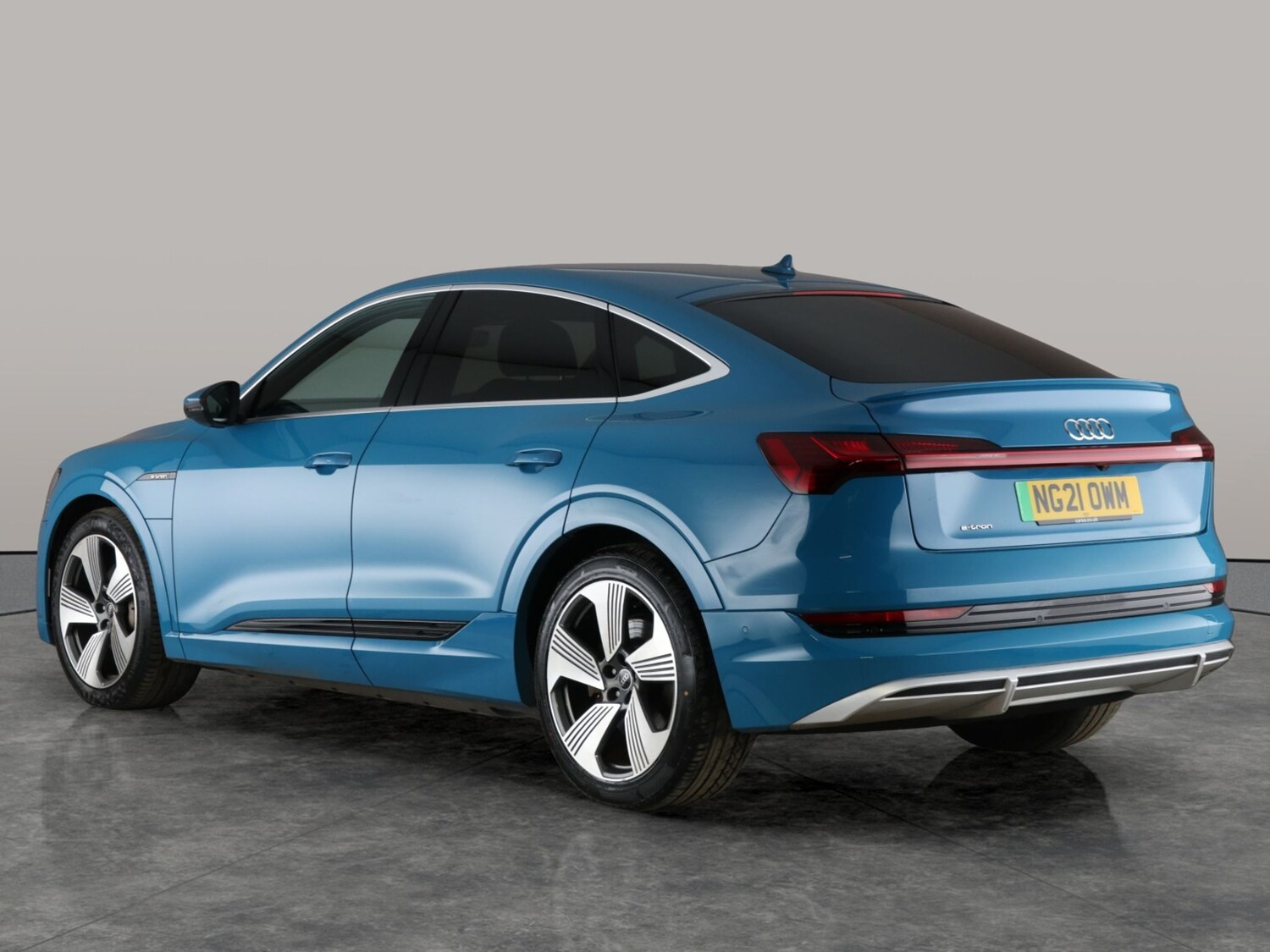 Used Audi e-tron 2021 for sale - 77760363: Photo 12