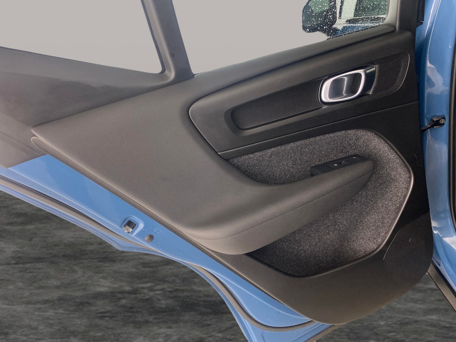 Used Volvo XC40 2022 for sale - 76788743: Photo 31